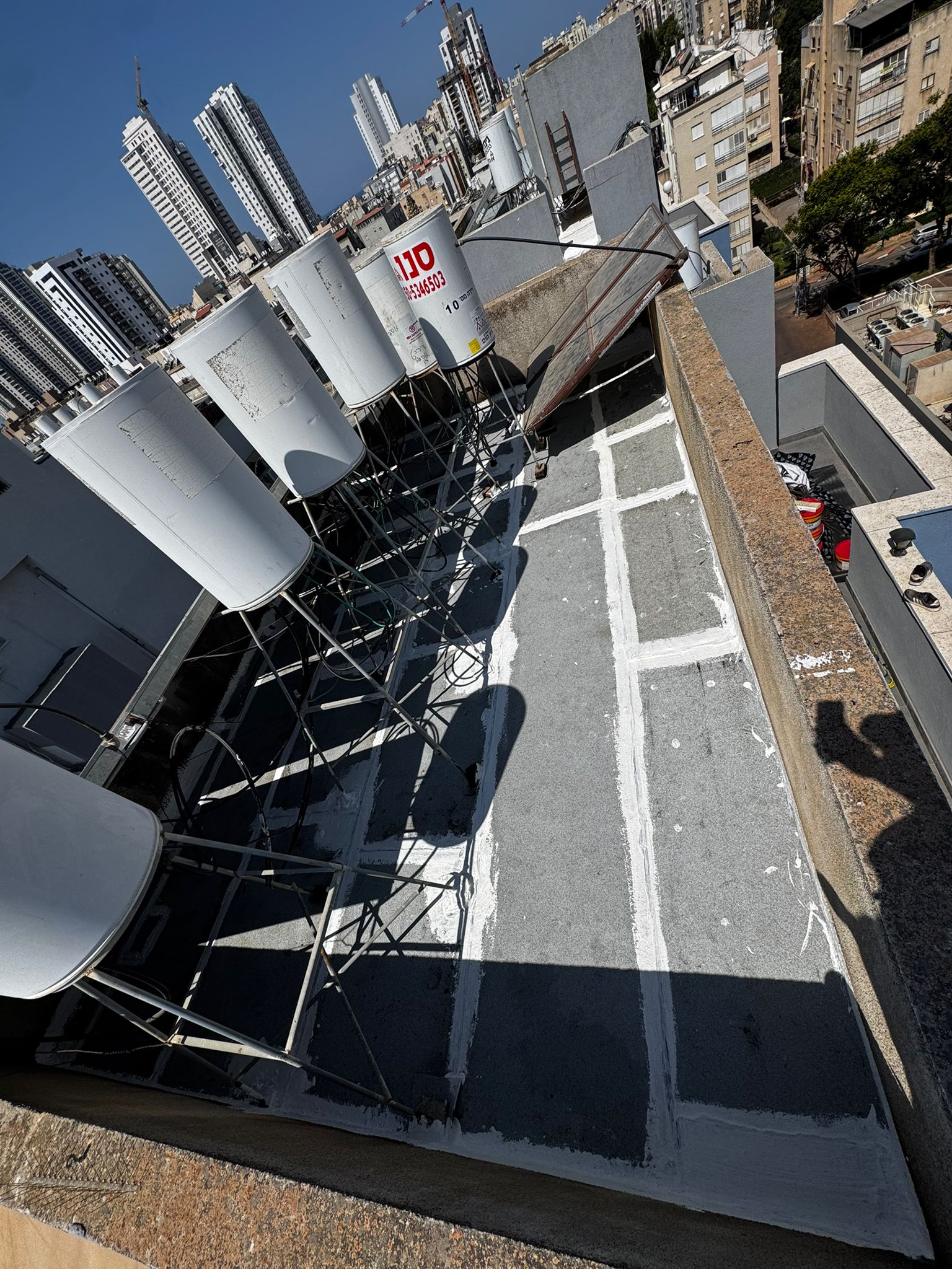 איטום גגות נתניה 10 איטום גגות נתניה – גג סופי