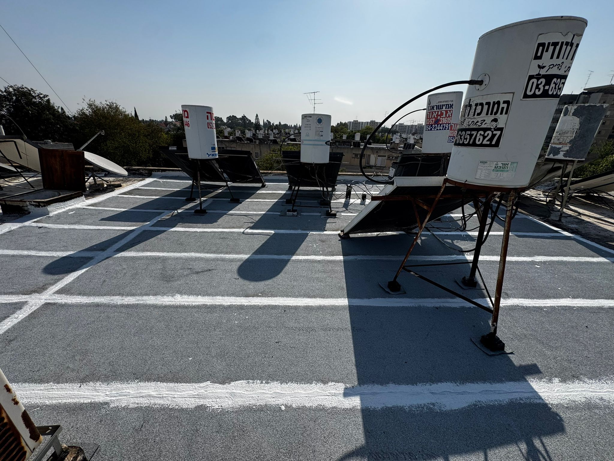 יישום אקרילפז ממוקד סביב תשתיות