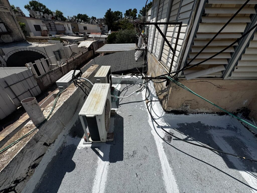 איטום גגות בקריית מוצקין קרית מוצקין, סעדיה, רחוב גאון 5